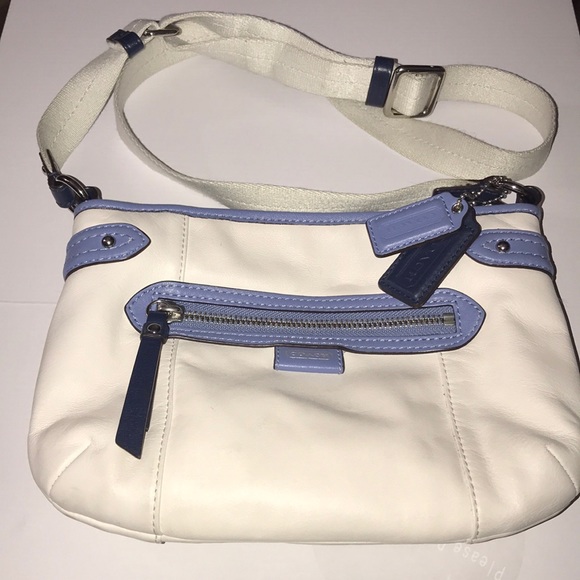 Coach leather swing pack white with light and dark blue trim silver hardware ๐โญ๏ธ - Picture 2 of 13